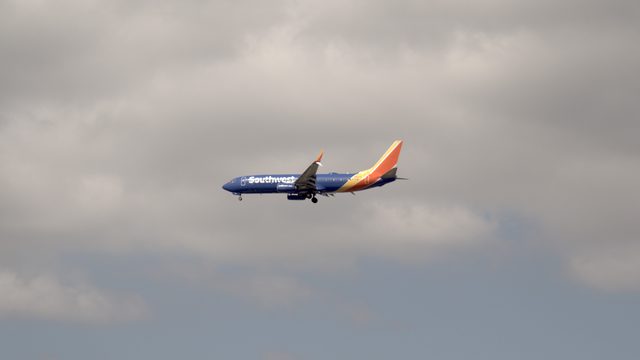 SWA2587